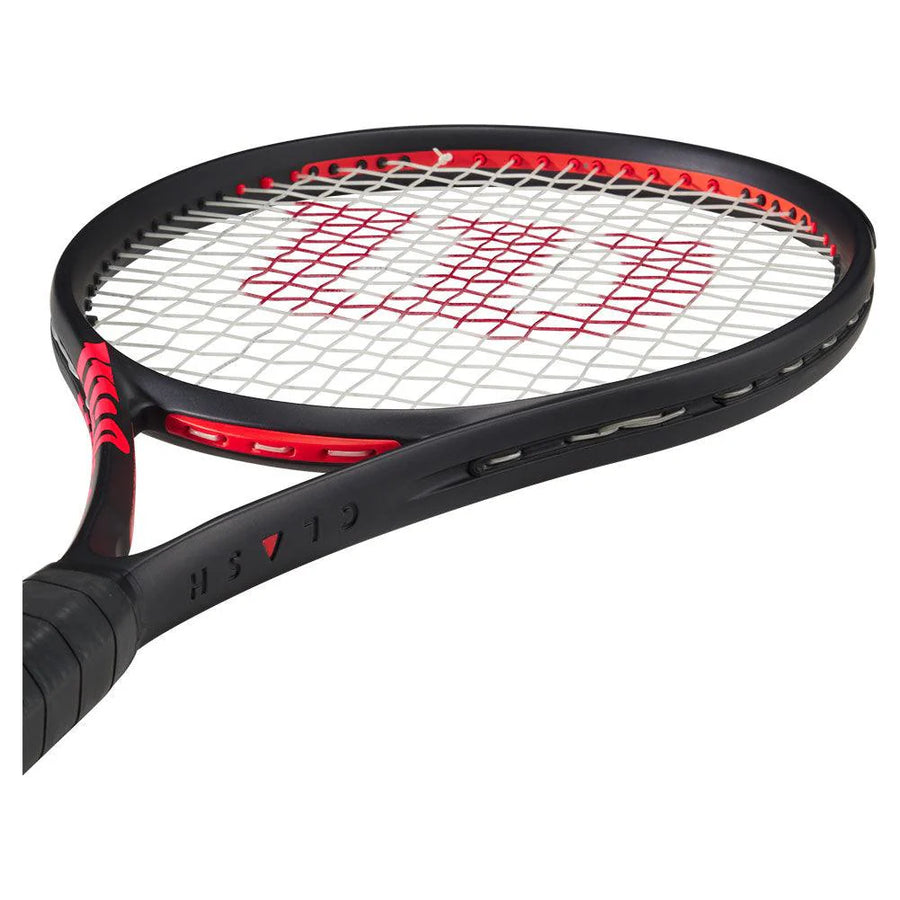 Wilson Clash 100 Pro V3 Tennis Racquet